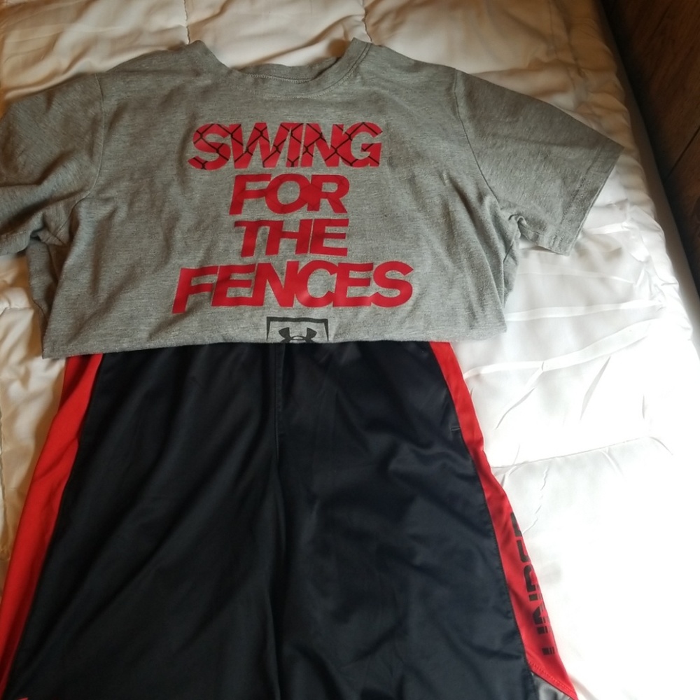 Under armor clothes